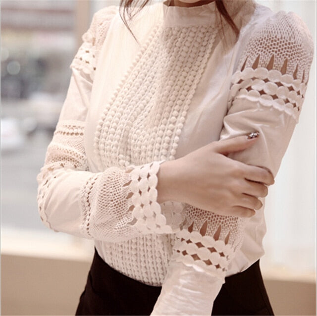 2019 Summer New Women Blouses Slim Bottoming Long-sleeved White Shirt Lace Hook Flower Hollow Casual Shirts Blouse Plus Size 5xl